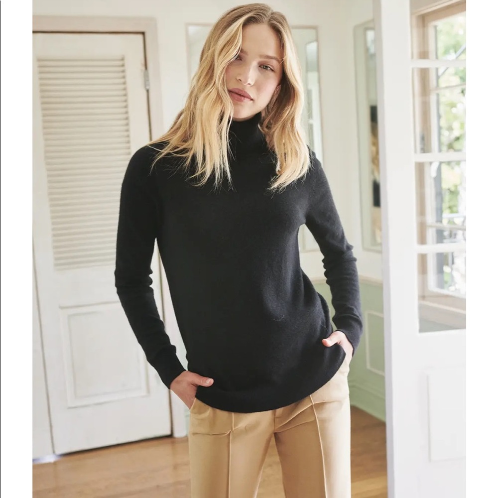 Quince Mongolian Cashmere Turtleneck Black XS